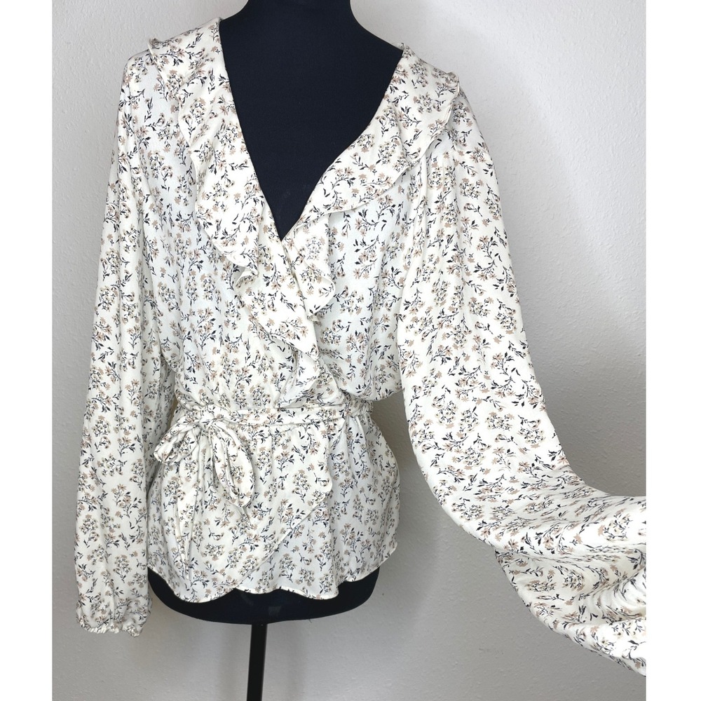 Women Top Floral Ruffle Wrap Peasant Boho Small Cream